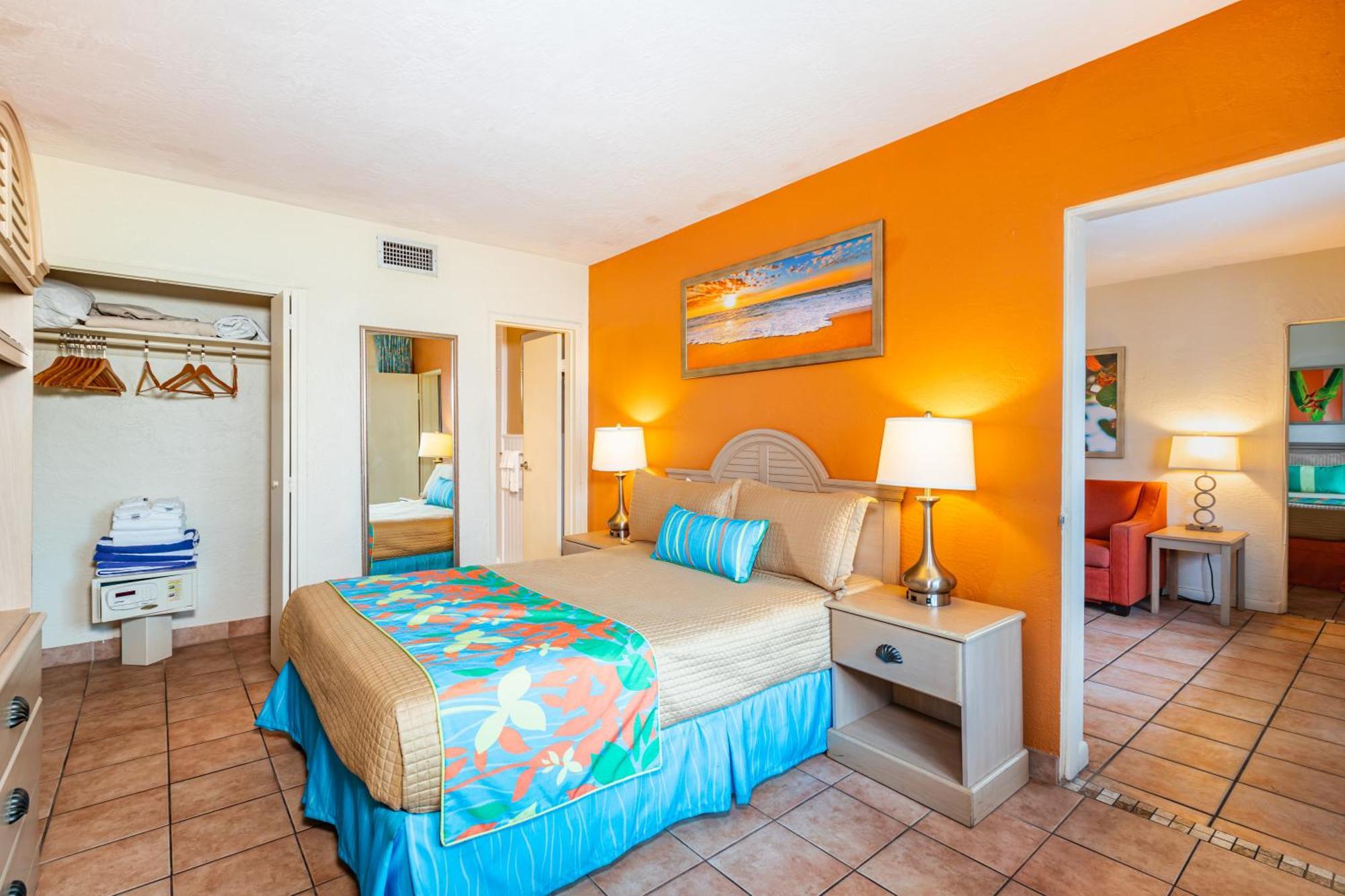 Enchanted Isle Hollywood Beach Resort Exterior photo